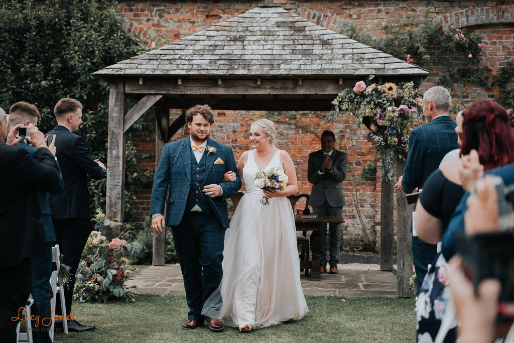 Stylish Ideas for Wedding Suits