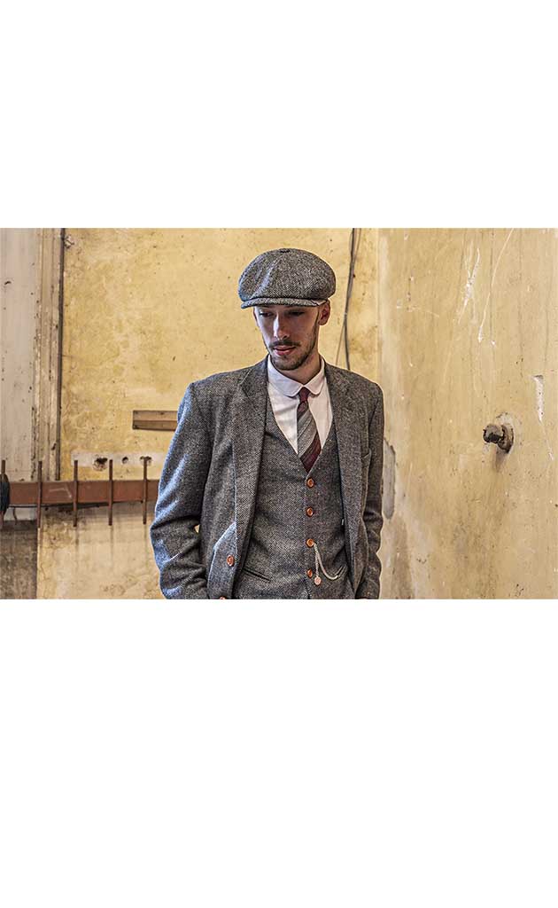BDtailormade GRAY HERRINGBONE SPECKLE TWEED 3 PIECE SUIT - BDtailormade TWEED SUITStweedmaker hockerty menstweedsuit